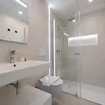 Xpce Jade Tower, Pool-spa-gym-cinema-beach And Parking Free Διαμέρισμα Fuengirola